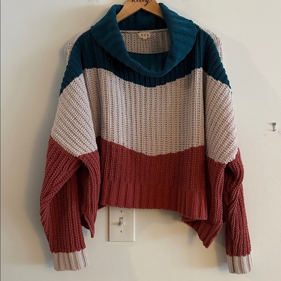 POL Sweaters - POL Colorblock Long Sleeve Turtleneck Sweater Size Large